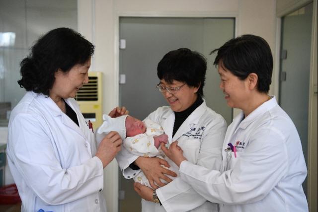 试管婴儿生出来 试管婴儿生出来
