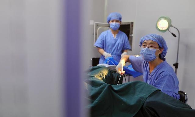 试管婴儿腰疼(试管婴儿移植后晚上睡觉腰疼)