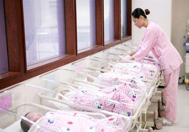 试管婴儿女孩多还是男孩多(试管婴儿很多都是女儿)