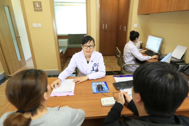 两个女的怎么做试管婴儿 两个女的怎么做试管婴儿