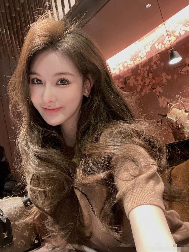 李湘为做试管婴儿爆瘦 李湘为做试管婴儿爆瘦