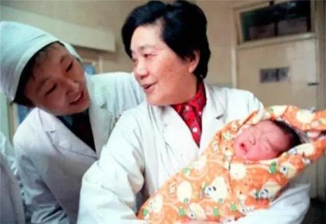 中国试管婴儿第一人 中国试管婴儿第一人