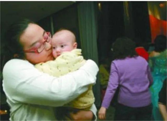中国试管婴儿第一人 中国试管婴儿第一人