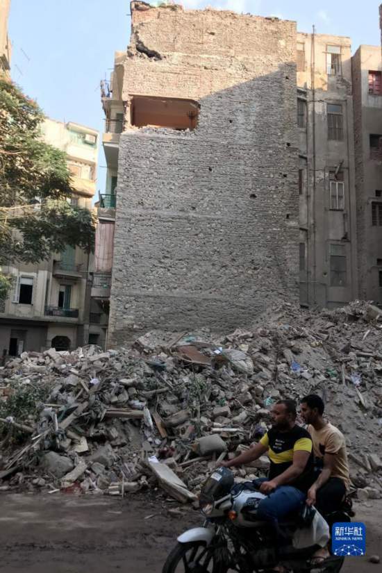 埃及首都一楼房倒塌致6人死亡