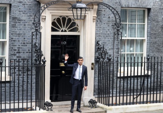 英国将供乌克兰主战坦克　俄罗斯：将成靶子