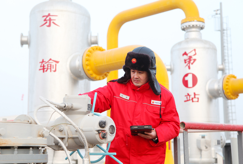 西气东输第一站：“万家灯火的采暖用气，都有我的一份力”