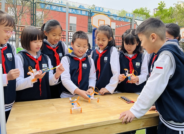 北京市朝阳区实验小学开展系列科技活动