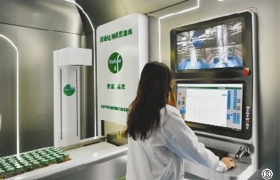 奋斗的背影 平凡而伟大
