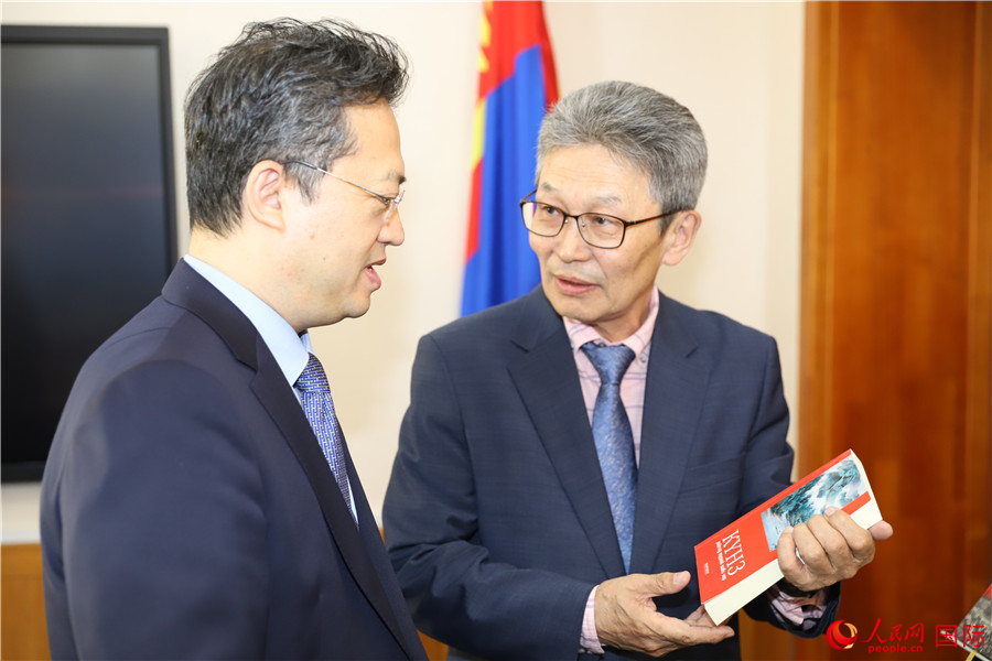蒙古国立大学孔子学院翻译研究中心举行揭牌仪式