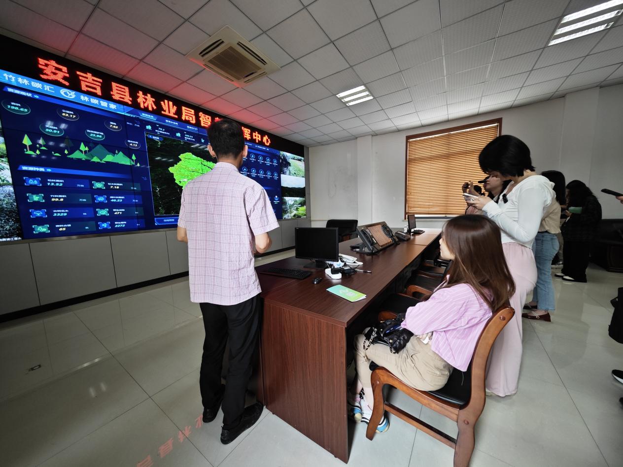 综合金融服务质效提升 为共同富裕赋能“铺路”