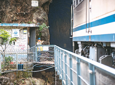 滇越铁路守桥人