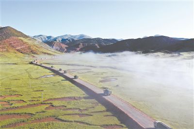 打仗不择天气 酷暑练兵正酣