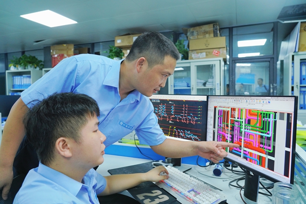 中建二局沈朗：用地标建筑标记青春滋长