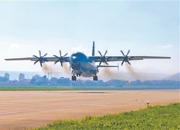 北部战区海军航空兵某团组织实战化训练