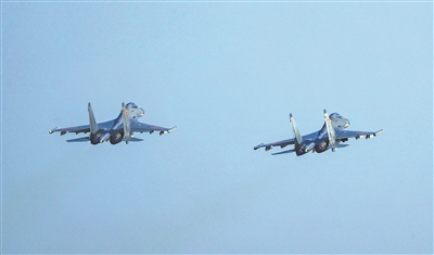 空军航空兵某旅开展飞行训练
