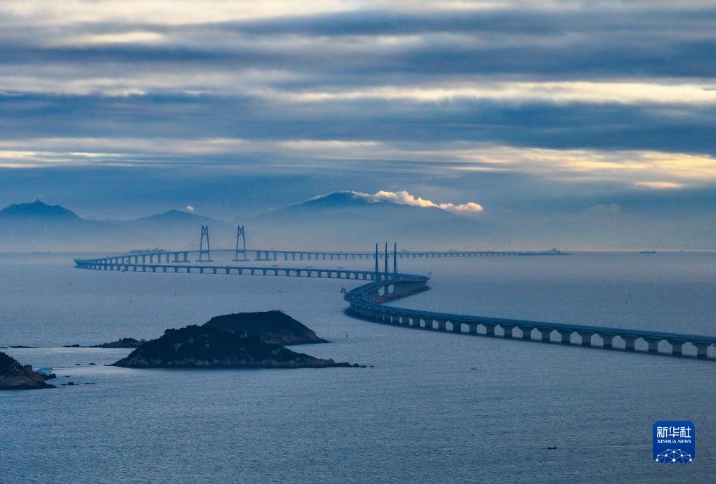 聚焦大湾区丨零距离打卡超级工程！港珠澳大桥旅游开通试运营