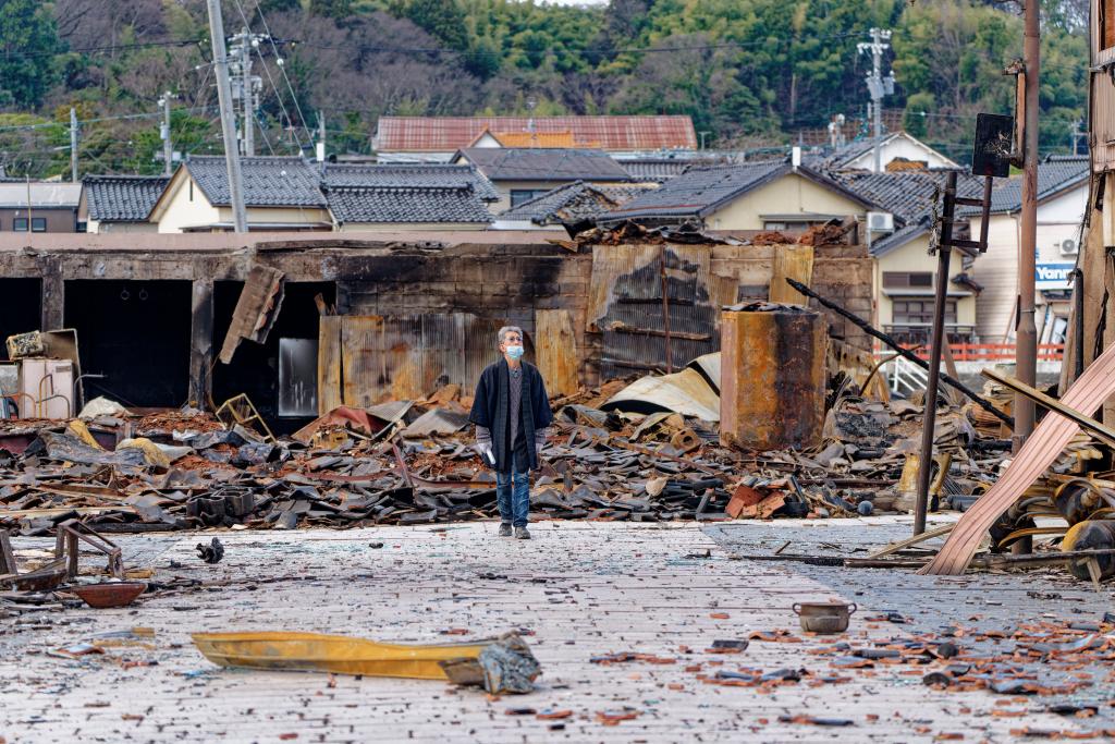 黄金72小时已过　日本地震灾区200多人生死未卜