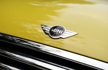 汽车夜间行车灯光使用技巧?