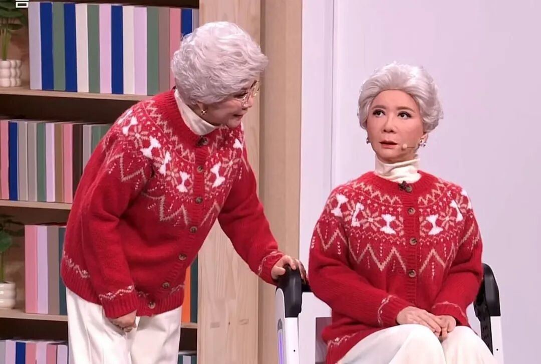 我，28岁，把机器人送到春晚和蔡明同台