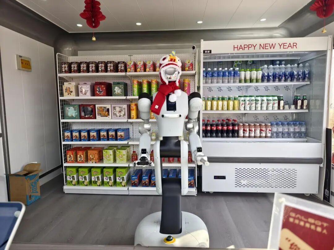 从智能便利店到机器人6S旗舰店，“机器人热”席卷苏城丨新春走基层